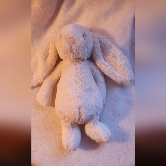JellyCat white Bunny Rabbit 7" lay flat plush - Picture 1 of 3
